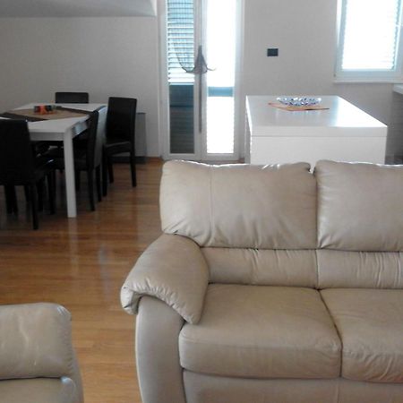 Seaside Apartments Kaštela Kültér fotó