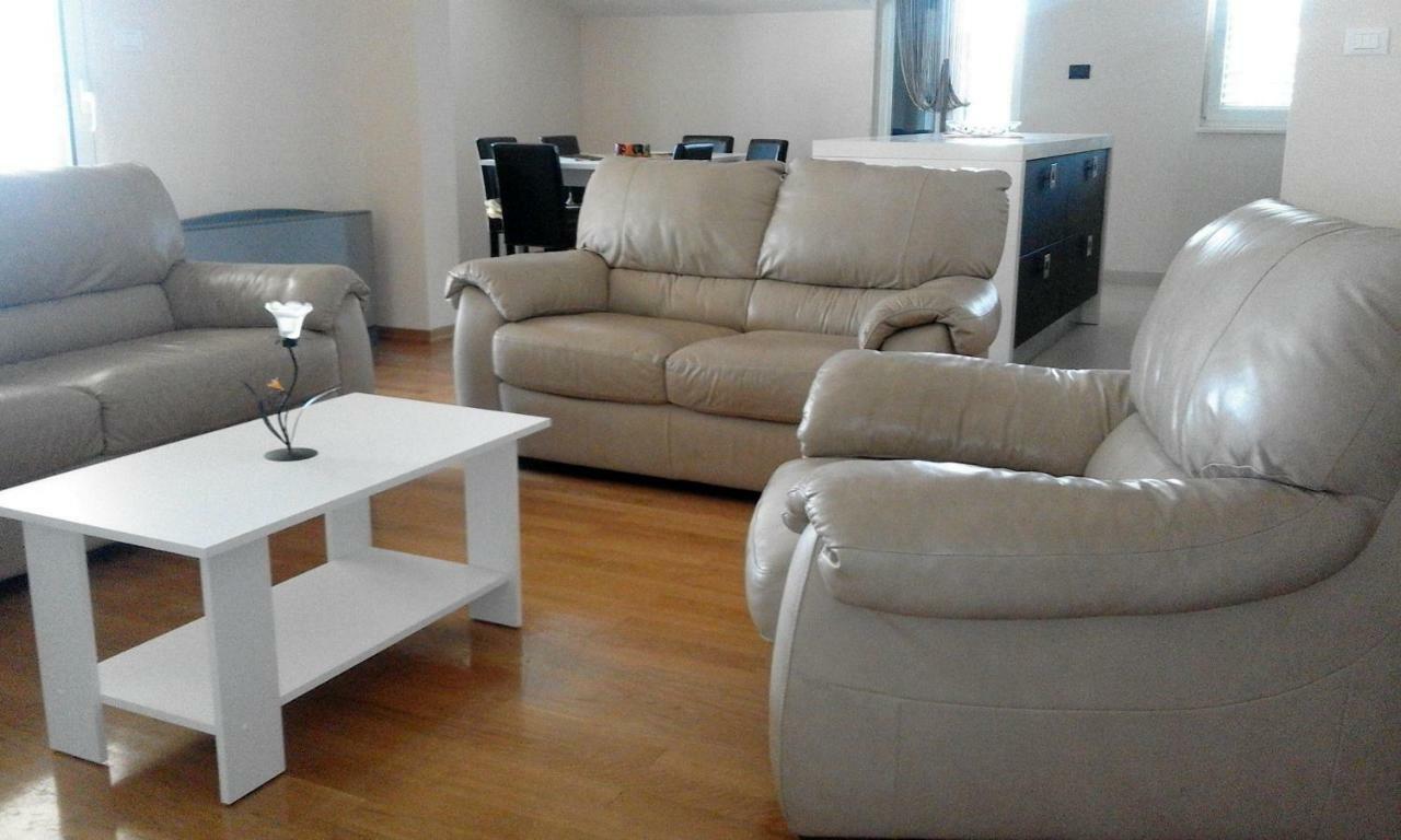 Seaside Apartments Kaštela Kültér fotó